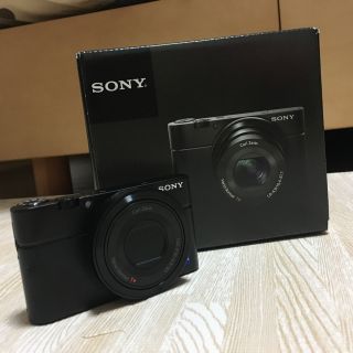 ソニー(SONY)の【美品】SONY CyberShot RX100(コンパクトデジタルカメラ)