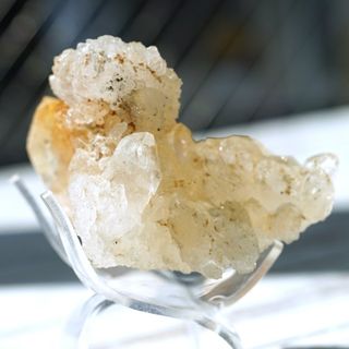 ヒマラヤ水晶 ゴールドルチル入り クラスター クル・パールヴァティ渓谷(置物)