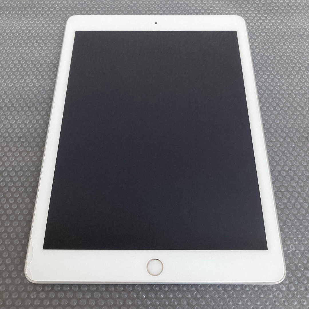263【早い者勝ち】電池良好☆iPad5 第5世代 128GB SIMフリー☆ iPad - 142【早い者勝ち】iPad5 第5世代 32GB SIMフリー☆の通販
