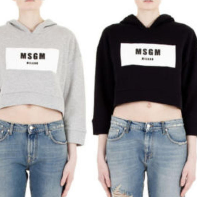 MSGM(エムエスジイエム)のローラ着用MSGM ショート丈スエットパーカー レディースのトップス(トレーナー/スウェット)の商品写真