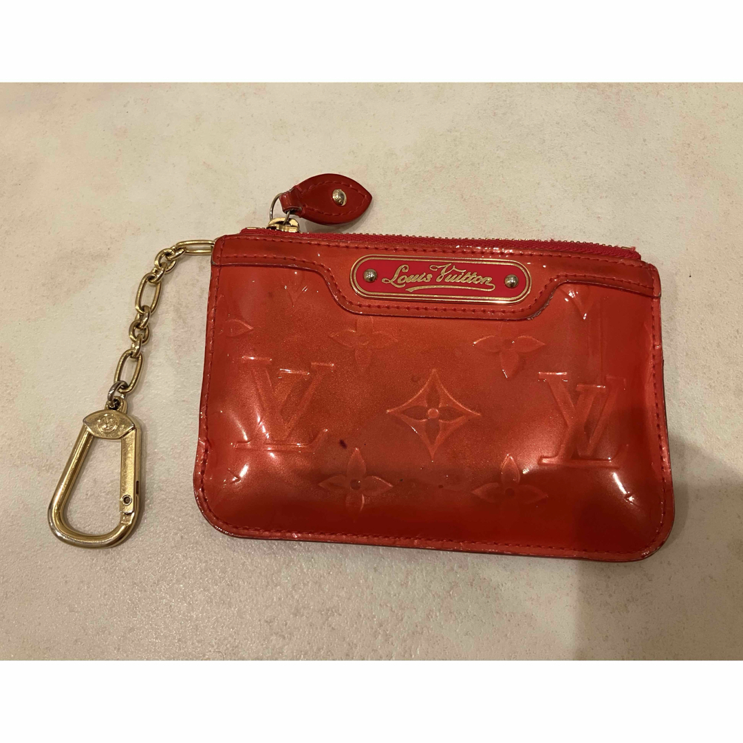 つかさ様ご購入予定 ルイヴィトン ヴェルニ ポシェットクレ LOUIS VUITTON - ルイヴィトン ヴェルニ ポシェットクレの通販