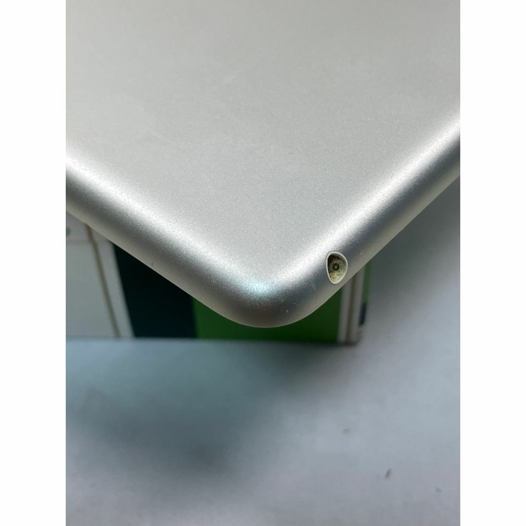Apple - iPad 第8世代 128GB シルバー Wi-Fiモデル カバーガラス