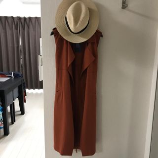 ベルシュカ(Bershka)の【限定値下げ】新品 Bershka  ノースリーブトレンチ ジレ、ベスト(ベスト/ジレ)