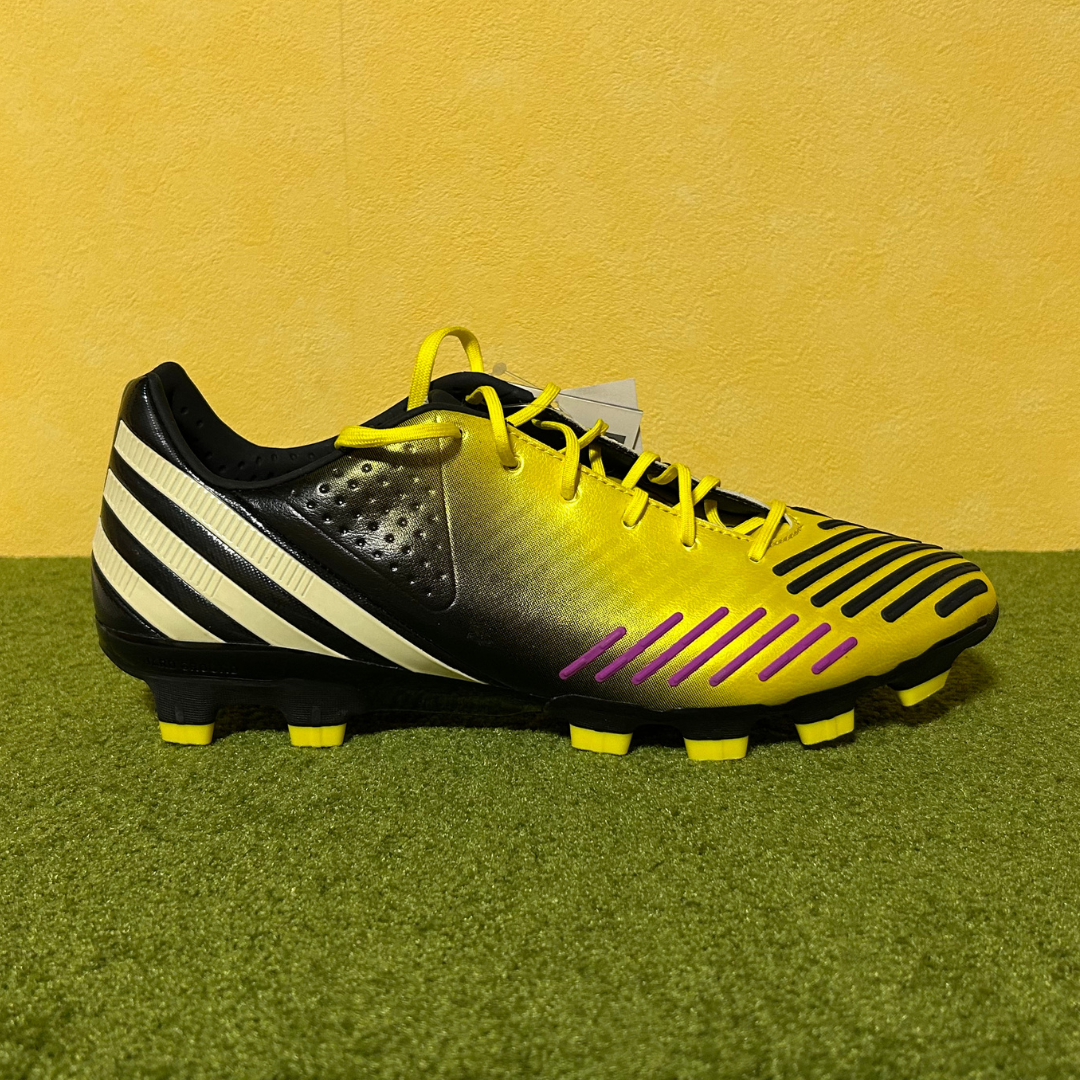 プレデターリーサルゾーン　TRX HG 26 新品未使用 ADIDAS アディダス サッカースパイク プレデター リーサルゾーン