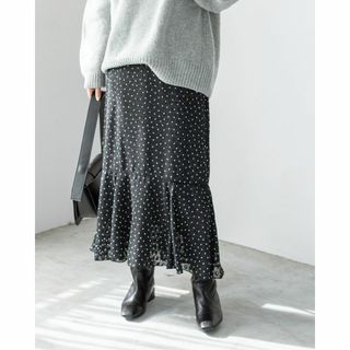 イエナ(IENA)の年中はける！IENAのドット柄スカート(ロングスカート)