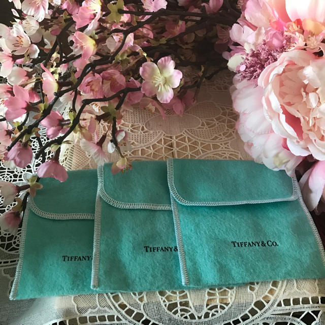 Tiffany & Co.(ティファニー)のTiffany 保存袋美品3枚セット レディースのバッグ(ショップ袋)の商品写真