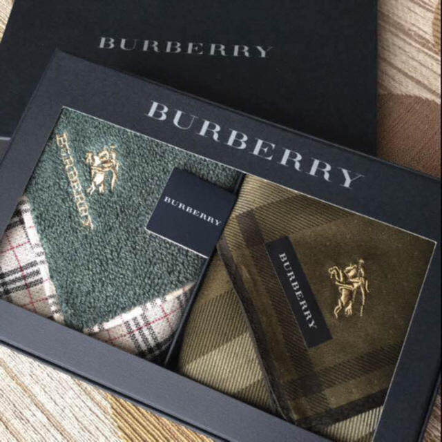 BURBERRY(バーバリー)の★新品バーバリー タオルハンカチ&ハンカチ   メンズのファッション小物(ハンカチ/ポケットチーフ)の商品写真