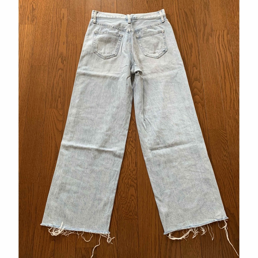 UNIQLO(ユニクロ)のUNIQLO カットオフワイドデニムパンツ レディースのパンツ(デニム/ジーンズ)の商品写真