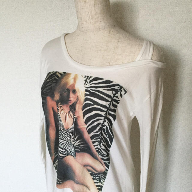 HYSTERIC GLAMOUR(ヒステリックグラマー)の最週末値下げ✳ヒステリックグラマー×blondie ロングTシャツ レディースのトップス(Tシャツ(長袖/七分))の商品写真