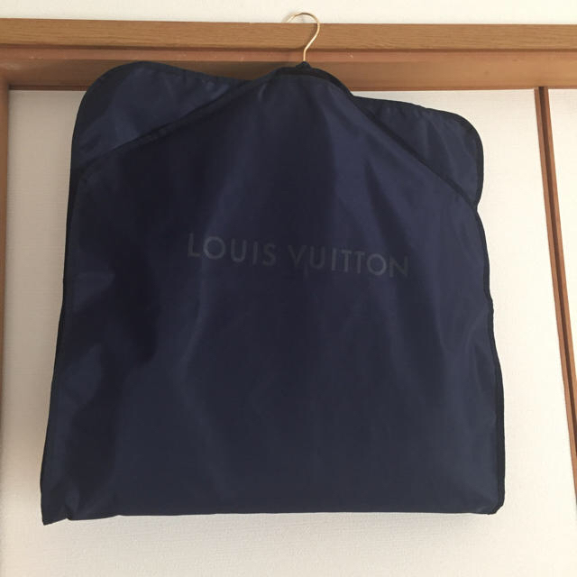 LOUIS VUITTON(ルイヴィトン)のfukuichi 様専用 ルイヴィトン 新品未使用★ナイロン製 ガーメントケース レディースのレディース その他(その他)の商品写真