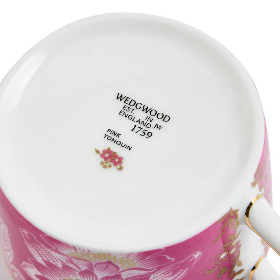 WEDGWOOD(ウェッジウッド)の新品ウェッジウッド ワンダーラスト ピンク トンキン フューシャカップ＆ソーサー インテリア/住まい/日用品のキッチン/食器(食器)の商品写真