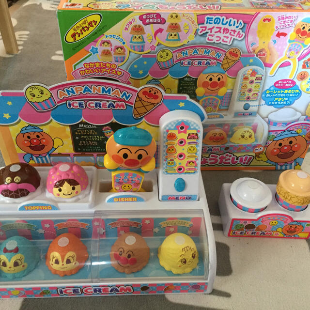 ジョイパレット(ジョイパレット)の美品 のっけてポン アンパンマンのアイスちょうだい‼︎ 楽しいアイスやさんごっこ キッズ/ベビー/マタニティのおもちゃ(知育玩具)の商品写真