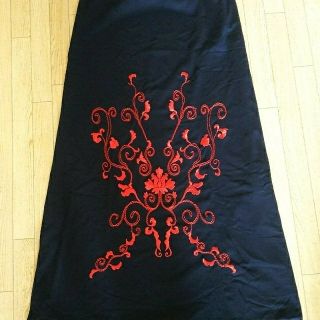 ヴィヴィアンタム(VIVIENNE TAM)のミンサー様専用　vivienne tam刺繍マキシ　H&Mサロペ(ロングスカート)