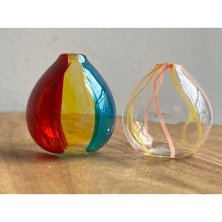 【新品】ガラスの花瓶(2つ)