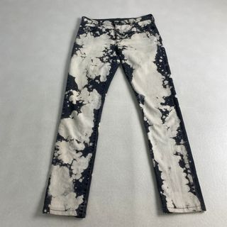 グッチ(GUCCI)のグッチ ジーンズ フラワー刺繍　ブリーチ 加工 GUCCI タイダイ 花柄刺繍(デニム/ジーンズ)