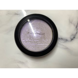 MAC エクストラディメンションスキンフィニッシュ　ソフトフロスト(フェイスカラー)