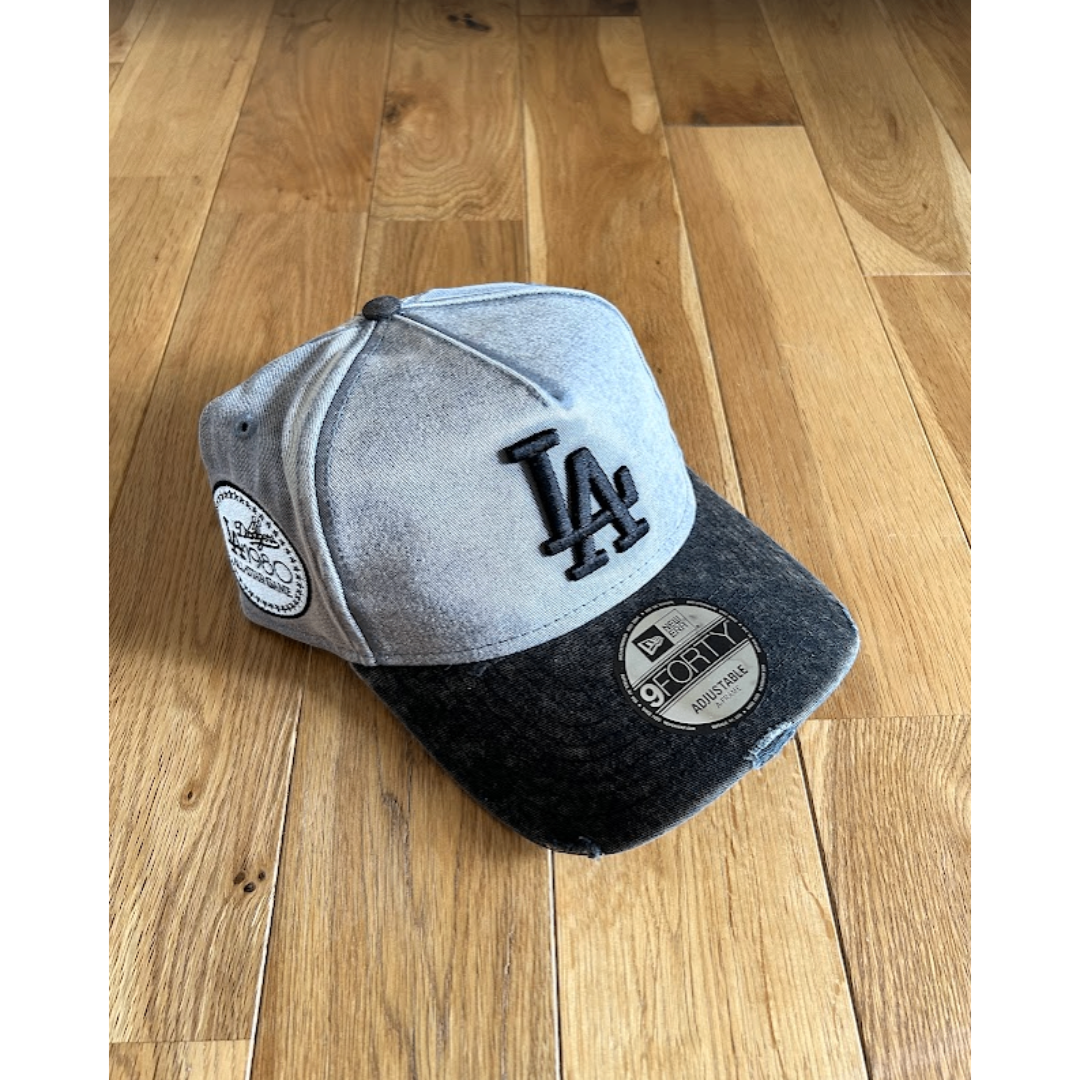 BUZZIN cloutxNEW ERA ベースボールキャップドジャース　大谷 MLB 大谷翔平 ドジャース キャップ ホワイトサイン サイン刺繍