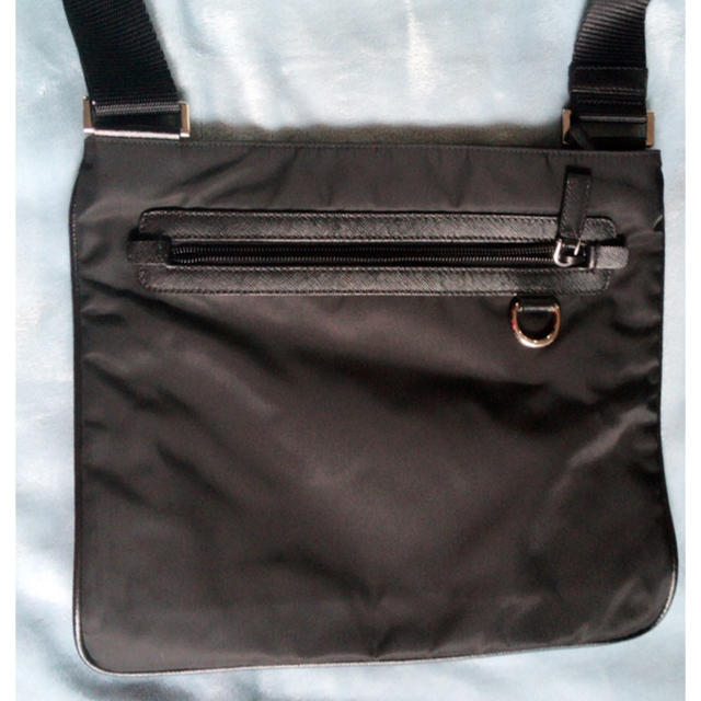 PRADA(プラダ)のケイ様専用プラダから斜めがけショルダーバッグ メンズのバッグ(ショルダーバッグ)の商品写真