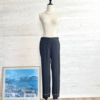 ブルネロクチネリ(BRUNELLO CUCINELLI)の美品★BRUNELLO CUCINELLI★モニーレ★ウエストゴム★シルクパンツ(クロップドパンツ)