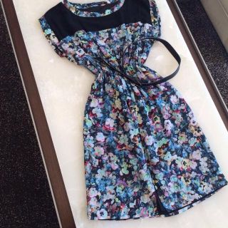 ザラ(ZARA)のZARA silkワンピース★送料込(ミニワンピース)