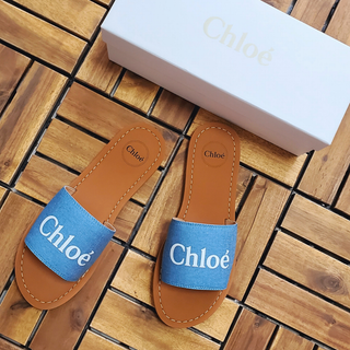 新品 箱付 Chloe キッズ レディースOK フラットサンダル 23.5cm