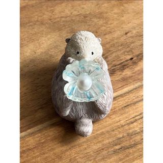 【新品】ラッコの置物
