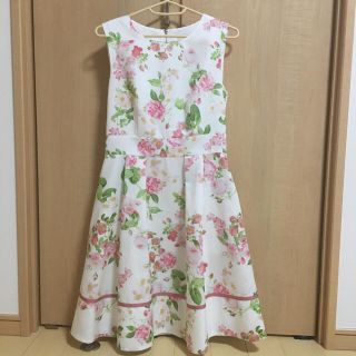 アベニールエトワール(Aveniretoile)の期間限定出品 アベニールエトワール♡完売花柄ワンピース(ひざ丈ワンピース)