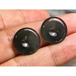 RS11-152 上品 氷種 玉壁 平安守り グアテマラ産 A貨 本翡翠 ルース