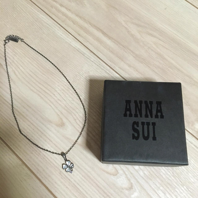 ANNA SUI(アナスイ)のANNA SUI クローバーネックレス レディースのアクセサリー(ネックレス)の商品写真