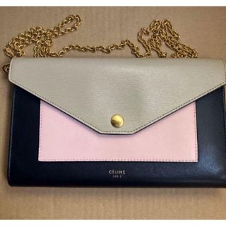 セリーヌ(CELINE)のCELINE セリーヌ　チェーンウォレット(財布)