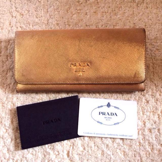 PRADA(プラダ)の♡PRADA♡サフィアーノ長財布 レディースのファッション小物(財布)の商品写真