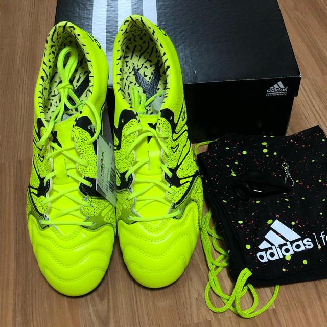 adidas(アディダス)のAdidas X15.1SGLE【26cm】新品未使用アディダスサッカーシューズ スポーツ/アウトドアのサッカー/フットサル(シューズ)の商品写真