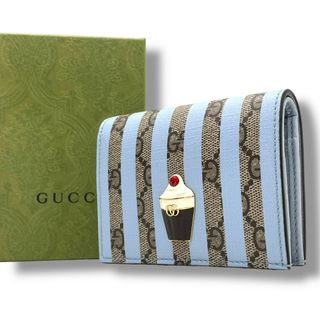 グッチ(GUCCI)の【新品同様】 GUCCI グッチ GGスプリーム アイスクリーム 二つ折り財布 コンパクトウォレット ベージュ×ライトブルー PVC レザー レディース 701489 M2(財布)