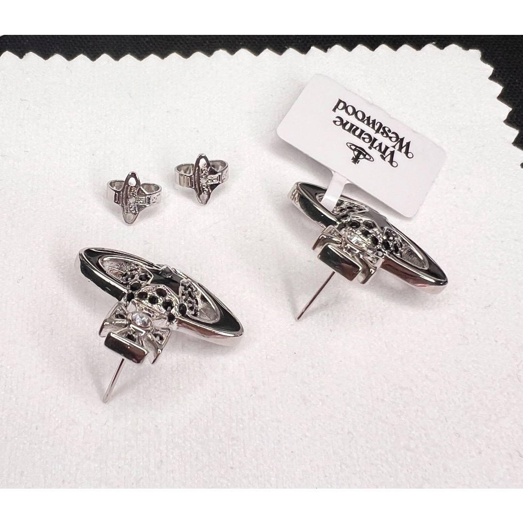 ヴィヴィアンウエストウッド　星　スター　バスレリーフ　ピアス Vivienne Westwood - ヴィヴィアンウエストウッド バスレリーフ
