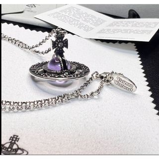 ヴィヴィアンウエストウッド(Vivienne Westwood)のヴィヴィアンウエストウッド  花刻印  タイニーオーブ  ネックレス(ネックレス)