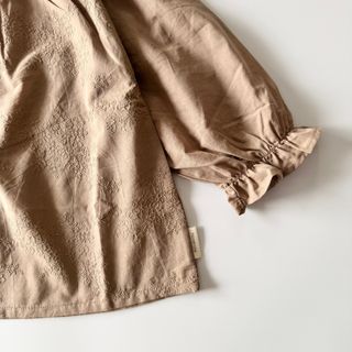 新品｜合物｜お花刺しゅう生地プルオーバー　モカブラウン　100cm