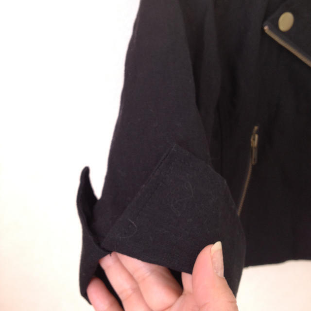 お値下げ中⭐麻混 ライダースＪＫ⭐ レディースのジャケット/アウター(ライダースジャケット)の商品写真