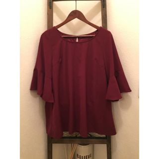 デュラス(DURAS)のDURAS 袖フリル トップス 美品 専用(カットソー(半袖/袖なし))