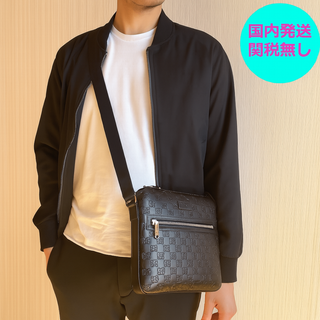 グッチ(GUCCI)のグッチ GGエンボスレザー ショルダーバッグ 斜め掛け 黒779865(ショルダーバッグ)