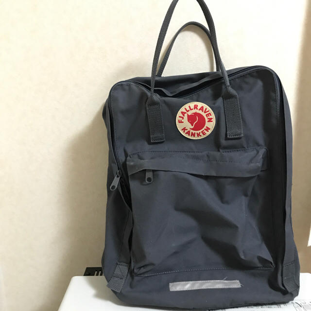 FJALL RAVEN(フェールラーベン)のカンケン マキシ リュック グラファイト  レディースのバッグ(リュック/バックパック)の商品写真