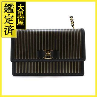 フェラガモ(FERRAGAMO)のフェラガモ ヴァラリボン チェーンショルダーバッグ AU-21/F987 【460】(ショルダーバッグ)