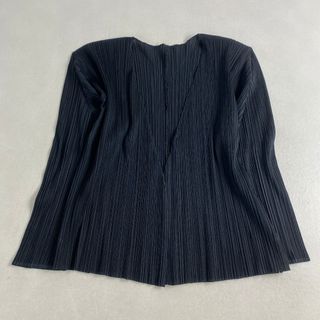 イッセイミヤケ(ISSEY MIYAKE)のイッセイミヤケ カーディガン ISSEY MIYAKE プリーツ ブラック (カーディガン)