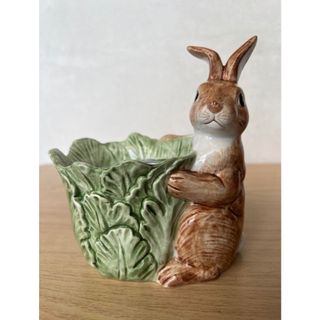 【新品】ウサギの小物入れ