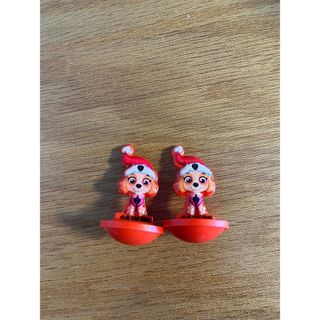 パウパトロール　スカイ　クリスマス　チョコエッグ　フィギュア2個