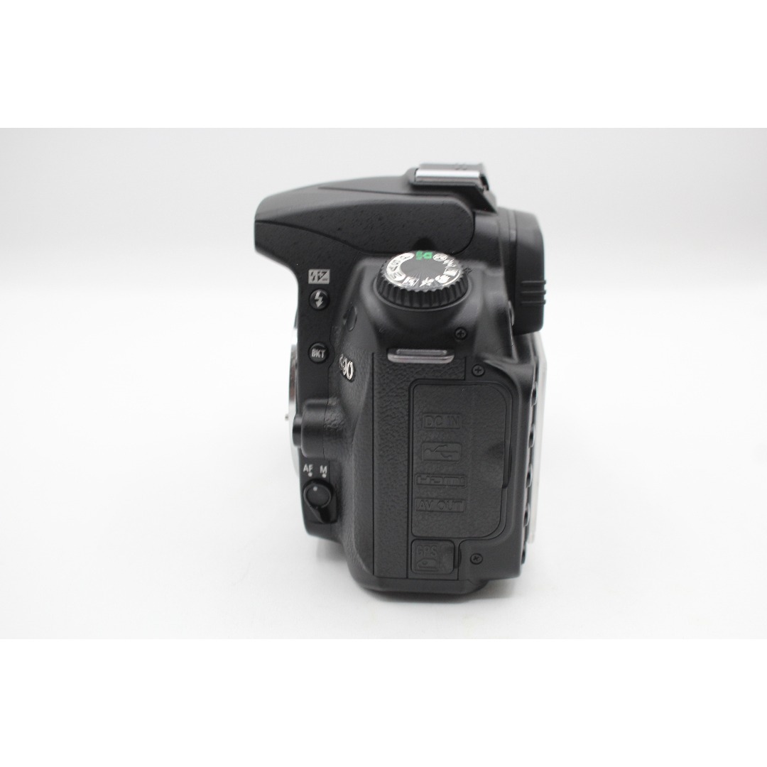 新品級◇Nikon ニコン D90 ボディ◇シャッター回数1万回以下♪9443