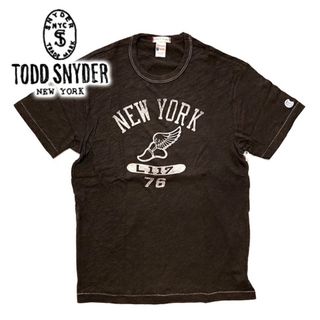 送料無料 メンズ Tシャツ ブラウン TODD SNYDER × CHAMPION トッドスナイダー × チャンピオン M トッドスナイダー×チャンピオンコラボレーションコラボTシャツ kts924(Tシャツ/カットソー(半袖/袖なし))