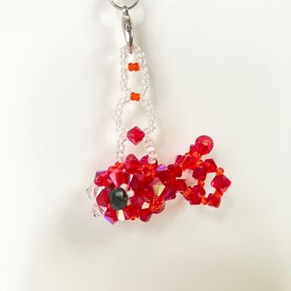 ハンドメイド☆金魚　ビーズ　ストラップ