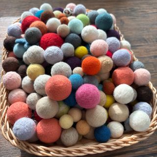 超大量！　羊毛フェルトのボール　セット売り