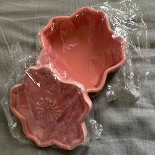 ドルチェデュオ 桜蓋物 陶器 入れ物 容器 未使用品