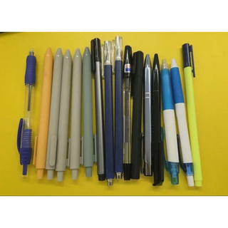 多色ボールペンセット　まとめ売り(計16本)